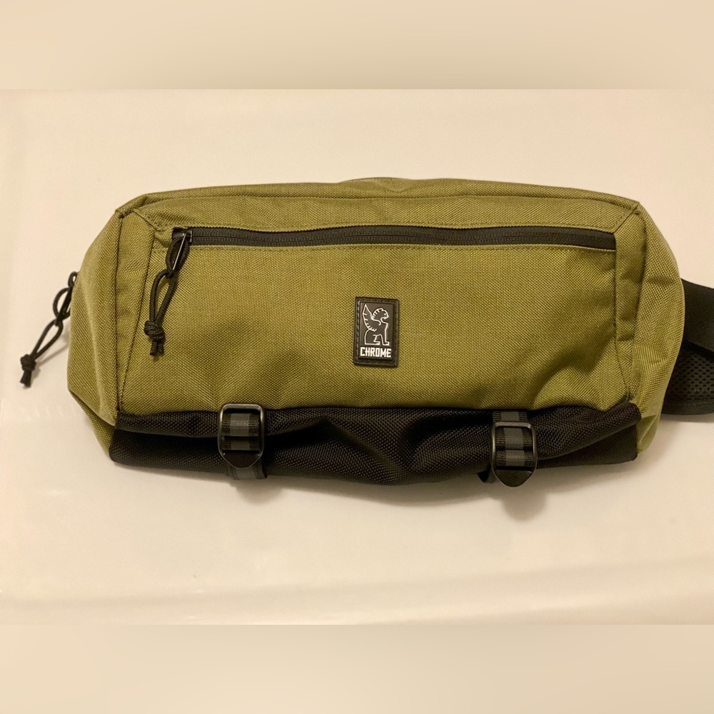 Chrome Industries — mini kadet sling bag (nwot)